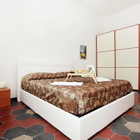 לינה וארוחת בוקר Angels In