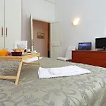 앤젤스 인 3*