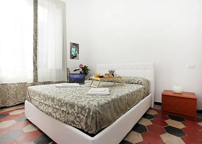 Angels In Bed & Breakfast 3*